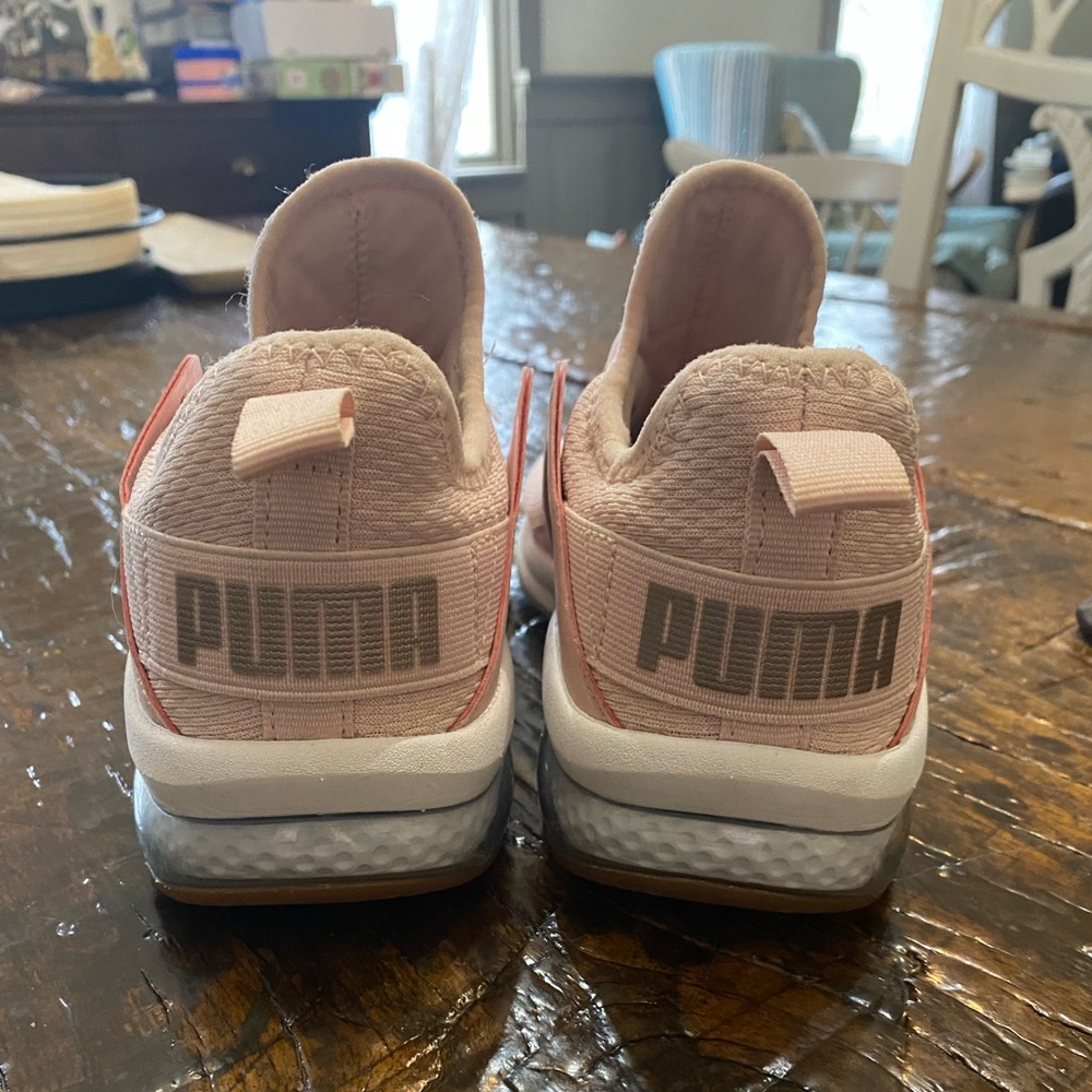 Pink, Puma women’s 6.5 shoes